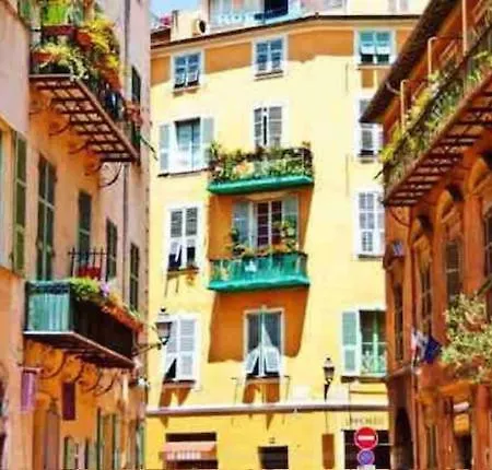 Au Cœur Du Vieux Nice, Superbe Refait à Neuf Appartement