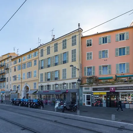 En Plein Cœur De La Vieille à Nice