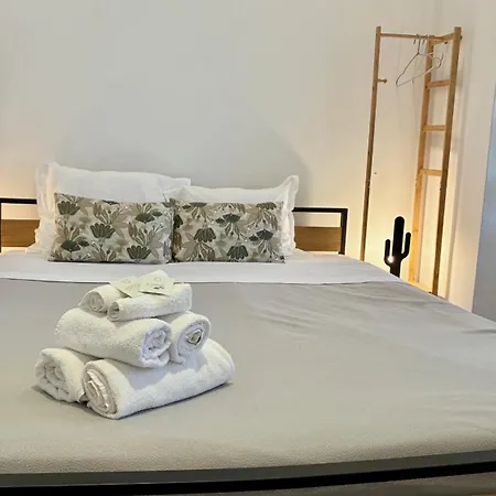 Apartment Riviera: Seaside Elegance On Promenade Des *