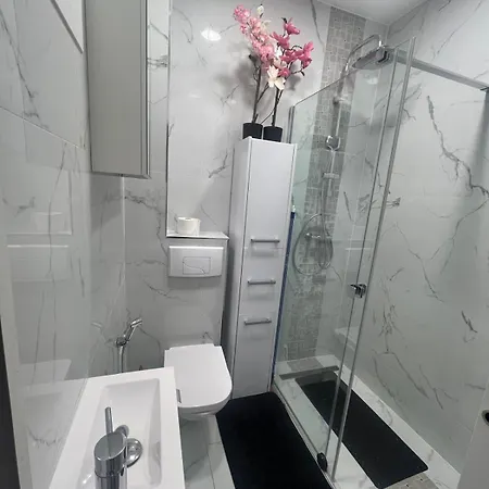 Appartement T2 *