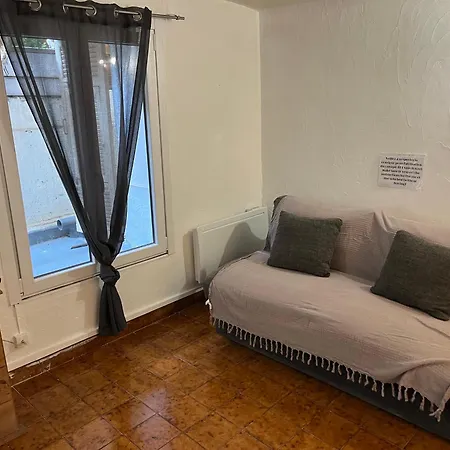 Entresol 1,2 Kilometre De La Promenade * Nice