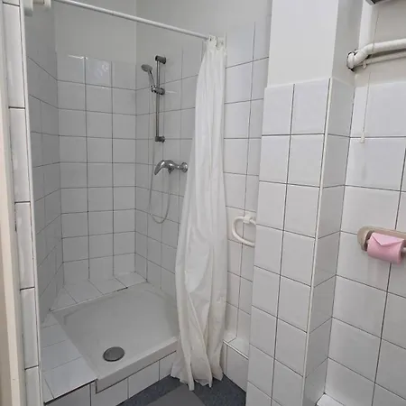 Apartment Lx144 Bright & Refined Wifi Mobility Lease *