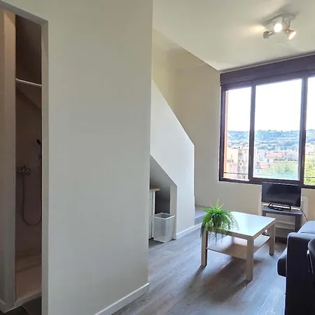 Apartment Lx155 Roof Terrace Center Mobility Lease Nice