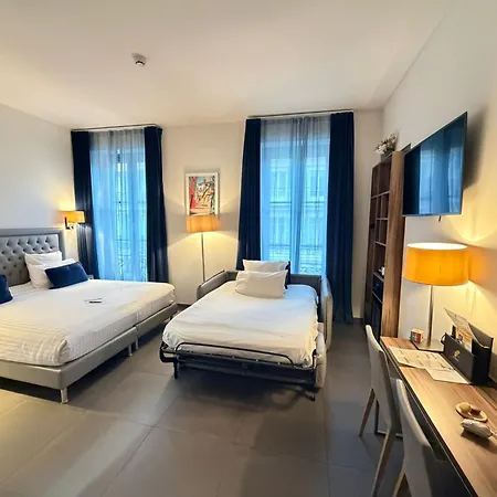 Azur Riviera Hotel