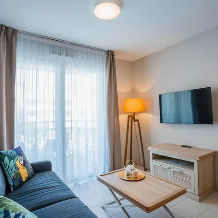 Zenitude Hotel-Residences Nice Aparthotel