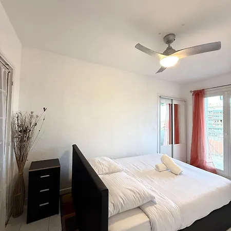 Entier 3 Pièces Agréables Café Offert Appartement