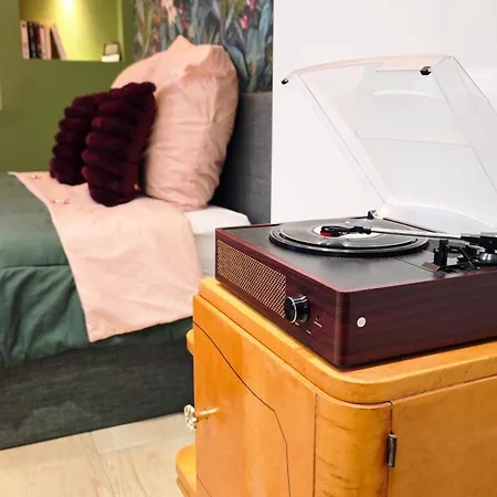 De Charme Climatisé Gare Riquier Appartement *