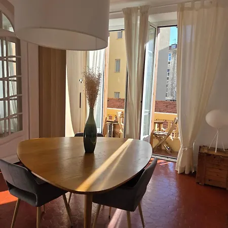 Au Passage Nicois Apartment *