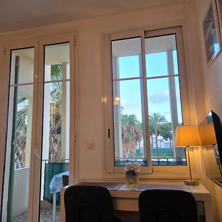 Apartment & Les Cypres *