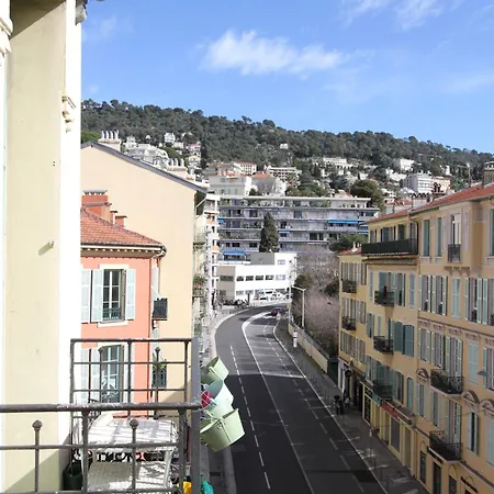 Le Port Apartment *
