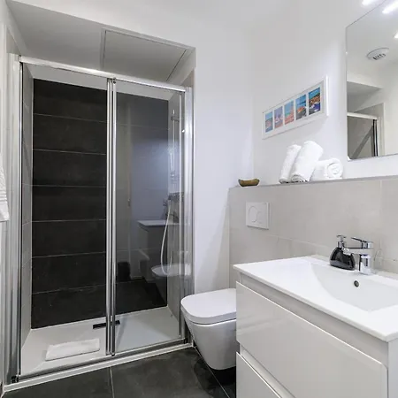 Appartement Charming Center 406 *