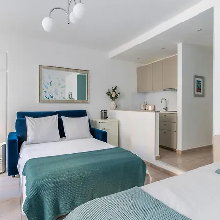 Appartement Azur - Quiet Center Location By The Sea *