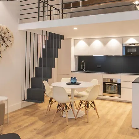 Apartment Cours Saleya Renovated 3 Bedrooms 1 Min To Air Conditioning Nice