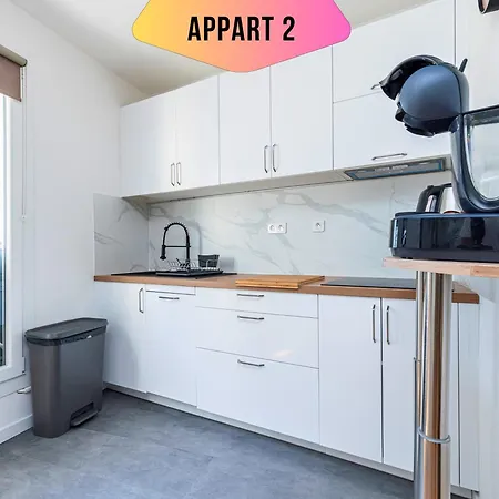 Casa Reine Jeanne- Ideal Groups & Family -central Near Train Station - Parking - New&confort-ac Apartment