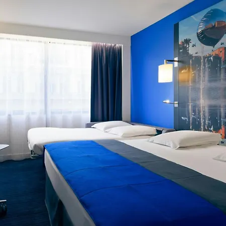 Mercure Centre Notre Dame Hotel 4*
