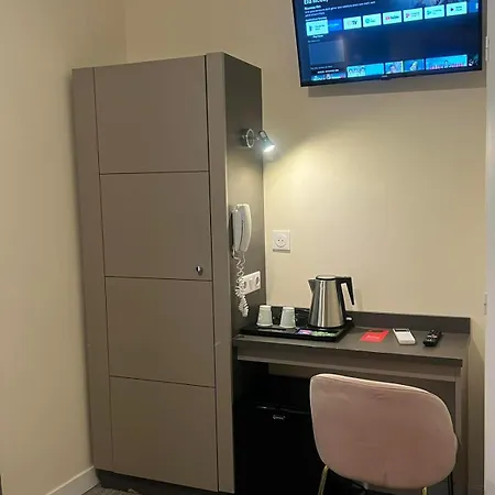 Hotel Evelia *