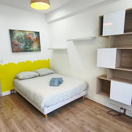 Apartment Le Miollis - Et Confort - Wifi- Pres Tansports En Commun Et Commerces