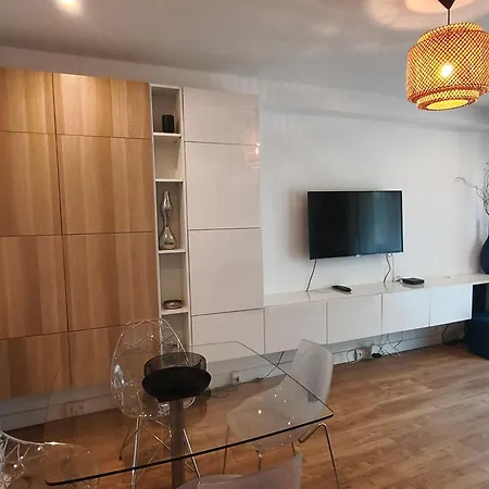 Apartment Le Miollis - Et Confort - Wifi- Pres Tansports En Commun Et Commerces *