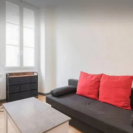 Confortable A - 19 M² Avec Vue Sur La Nice
