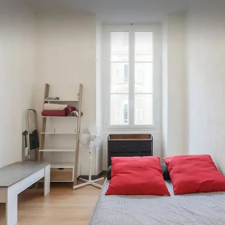 Apartment Confortable A - 19 M² Avec Vue Sur La Nice