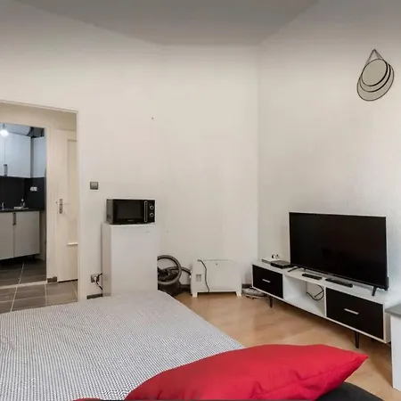 Apartment Confortable A - 19 M² Avec Vue Sur La Nice