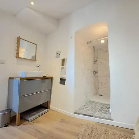 ⁂ Cocon Ensoleillé Proche De La Appartement