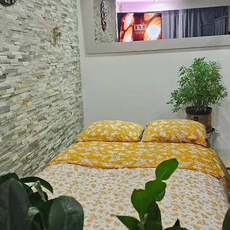 Moderne A Nice, 50 M² Avec Balcon Nice