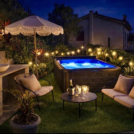 Maison Nicoise Vue Degagee Avec Jacuzzi Privatif Nice