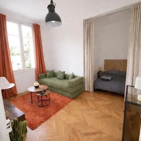 Apartment Cosy Avec Vue Cathedrale, Coeur De