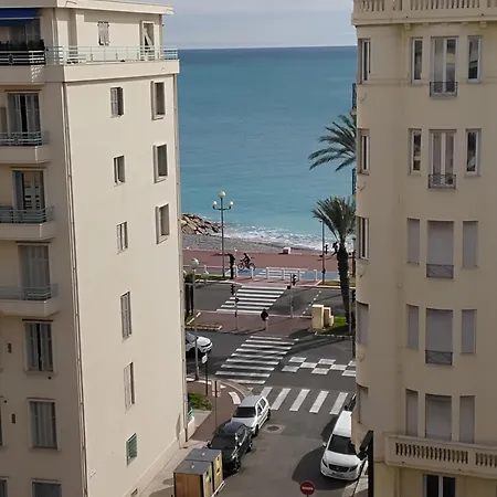 Pres De La Promenade Nice