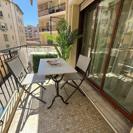 Apartment Superbe Port De Lumineux,clim , Parking Nice