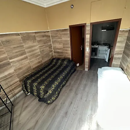 Simple - Fresh Start 2026 Hotel
