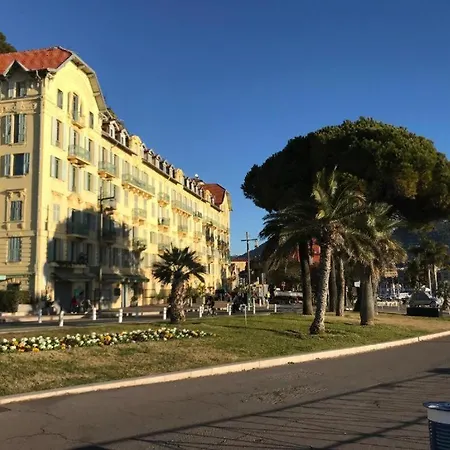 3p Port Sea View Aparthotel 3*