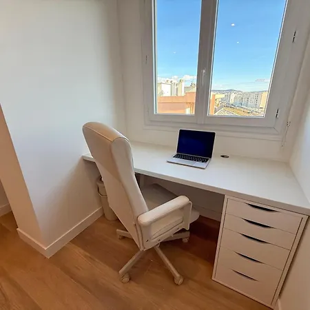 Homestay Ouest Privees Modernes Tv Wifi Bureau En Colocation *