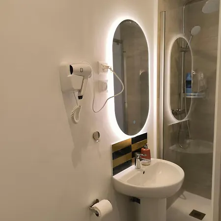 Dieu Bé 3* Nice