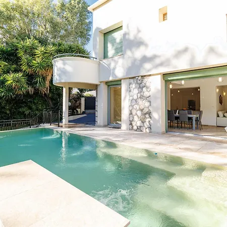 Marie -pool - Garden-close To -parking Villa *
