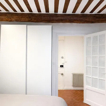 Charme Du Vieux-nice - Cocon Lumineux à 100 M De La Nice