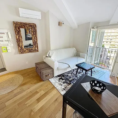 Apartment Calm & Cozy Cocoon Place Massena Downtown *