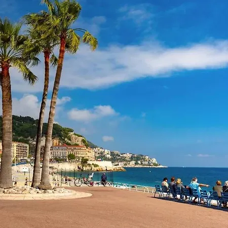 Living And French Riviera * Nice