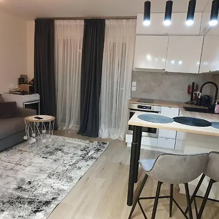 Charming 1-bedroom With Free Parking * Nice