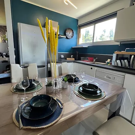 Sea View Apartment