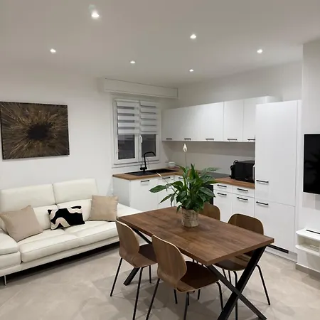 Cosy Parking Public ! Apartment