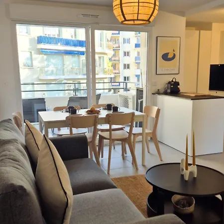 T3 Neuf Climatise Avec Parking A Apartment *