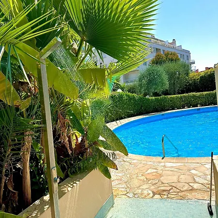 Superbe Climatise Avec Piscine, Terrasse Et Parking Prive - Proche Promenade Des Apartment