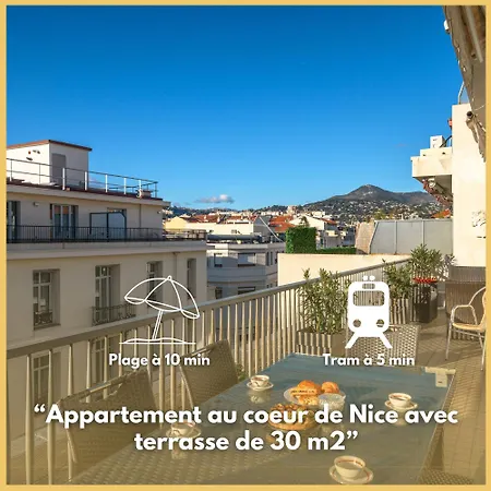 Appartement Vue Ensoleillée Sur Les Toits De