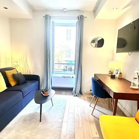 Design Et Lumineux Pres Du Port De Apartment Nice