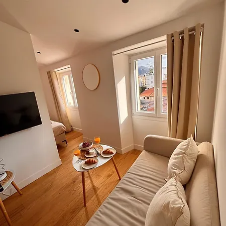 Apartment Atelier De Lumiere Gambetta Nice