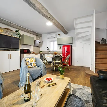 Maison Cozy Au Port De Vieux-nice Apartment Nice