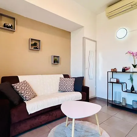 Renove Et Meuble Le Coeur De A Vos Pieds Apartment *