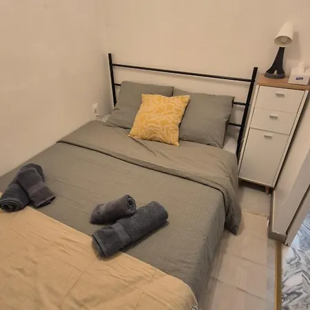 Cosy 1 Bedroom, Balcony, Promenade Des Nice